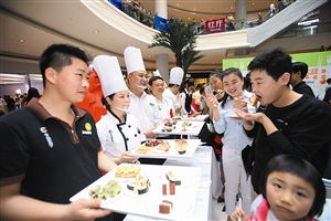 省级餐饮服务食品安全示范街开放日 沙井举行